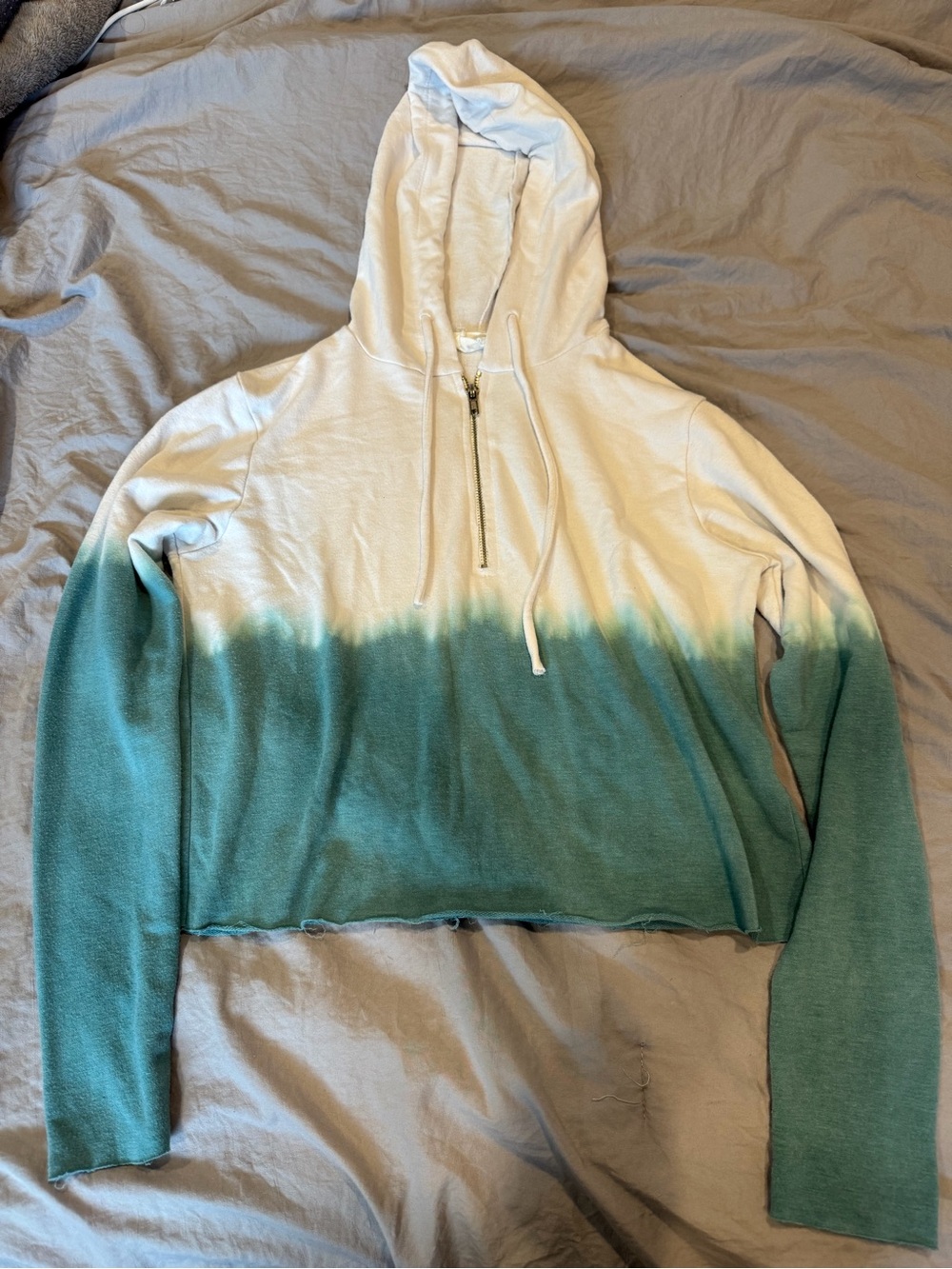 Six Fifty Cropped Ombré White to Teal Dip-Dye Hoodie Sweater and Jogger Set